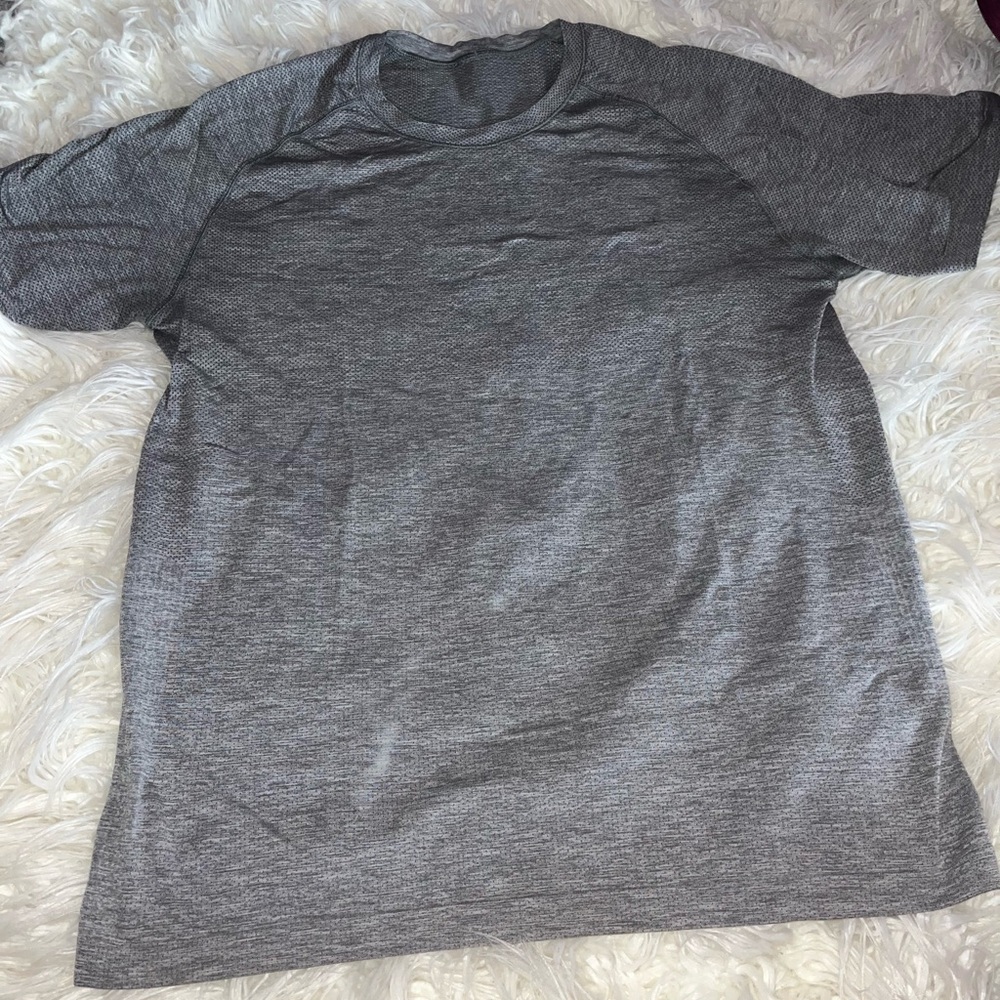 Lululemon Men's Metal Vent Tech Short Sleeve Shirt XL - Picture 2 of 6